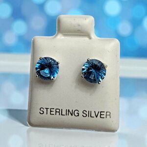 925 Silver Stamped Blue Stone Stud Earrings – NEW